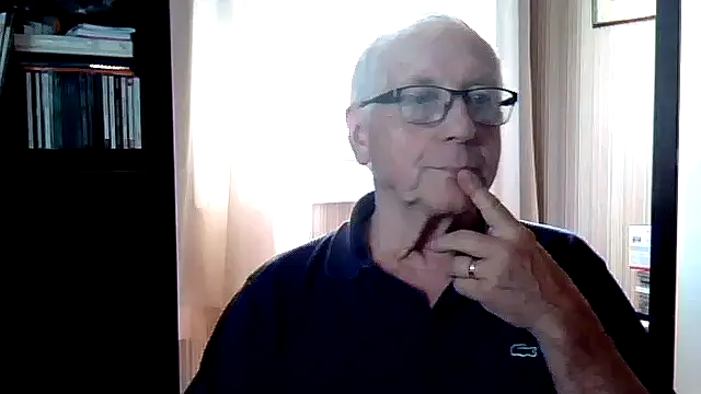 johnjohn622662 online show from June 18, 2026, 1:04 pm