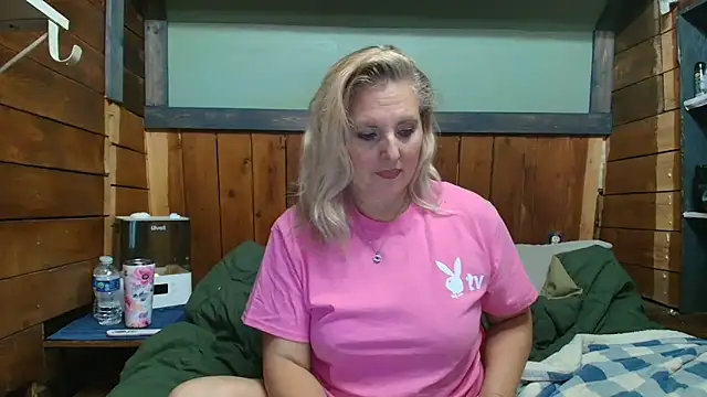 lisaxlovexxx online show from March 8, 2026, 2:26 am