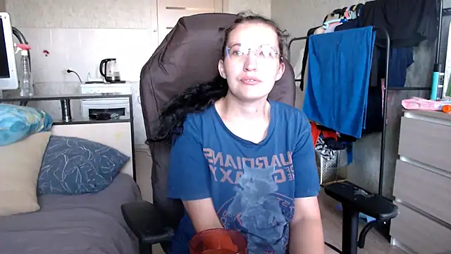 AnKey Rayah online show from July 25, 2026, 1:04 am