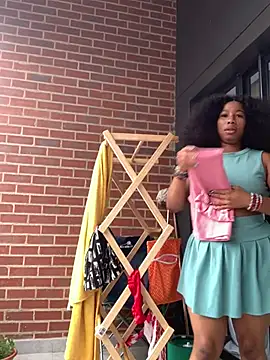 Snapshot of CurvyDesire1 chatting on April 8, 2026, 6:57 am CurvyDesire1 online show from April 8, 2026, 6:57 am