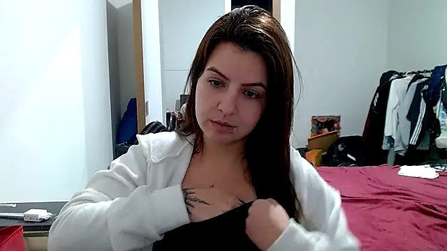 Snapshot of chelbyy chatting on September 20, 2025, 2:12 am chelbyy online show from September 20, 2025, 2:12 am