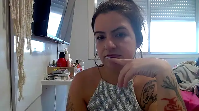 Snapshot of chelbyy chatting on October 26, 2025, 7:31 pm chelbyy online show from October 26, 2025, 7:31 pm