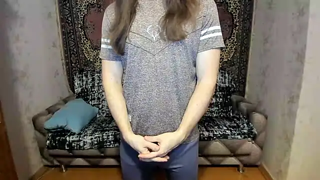 Marrymepls online show from March 10, 2025, 10:55 pm