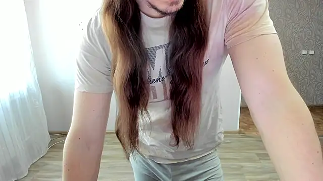 Marrymepls online show from March 11, 2026, 9:26 am