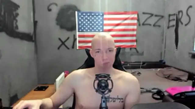 Snapshot of Tolyadar@xh chatting on March 11, 2026, 12:00 pm Tolyadarxh online show from March 11, 2026, 12:00 pm