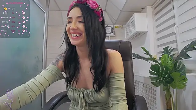 GlamKate online show from March 10, 2025, 10:15 am