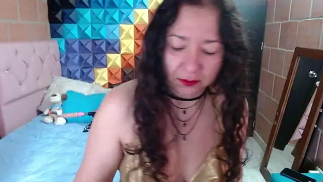 katifoxx online show from February 27, 2025, 4:21 pm