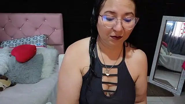 katifoxx online show from May 31, 2026, 4:25 pm