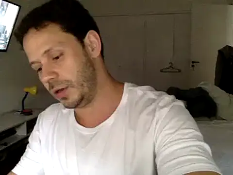 FelipeRiver online show from February 5, 2025, 8:25 pm