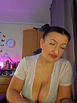 Hotangel75 online show from February 8, 2026, 4:10 pm