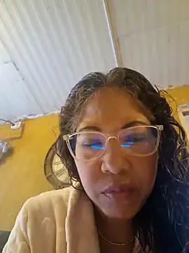 mila38 online show from November 18, 2025, 9:47 am