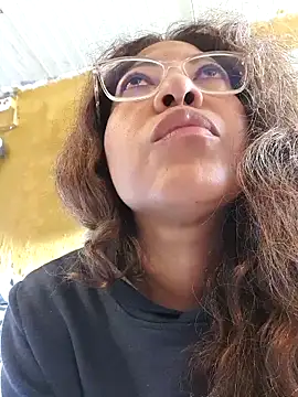 mila38 online show from December 20, 2025, 9:05 am