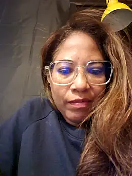 Snapshot of mila38 chatting on May 14, 2026, 8:37 pm mila38 online show from May 14, 2026, 8:37 pm
