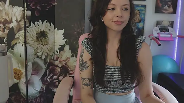 Snapshot of makiyahbelle chatting on November 28, 2025, 7:55 am makiyahbelle online show from November 28, 2025, 7:55 am