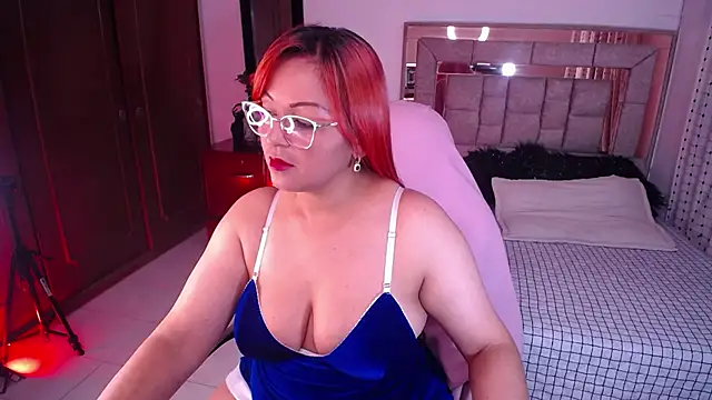 salomecastro  online show from March 19, 2025, 1:54 am