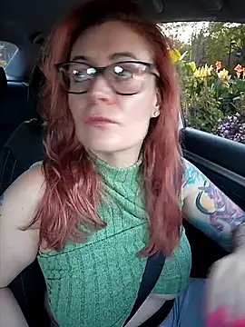 HollyTattoo online show from October 2, 2025, 12:12 pm