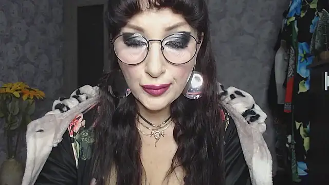 Aziza1 online show from October 16, 2025, 3:46 pm