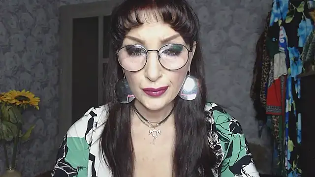 Aziza1 online show from March 6, 2026, 1:40 pm