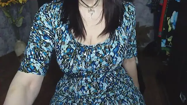 Aziza1 online show from April 15, 2026, 7:58 pm