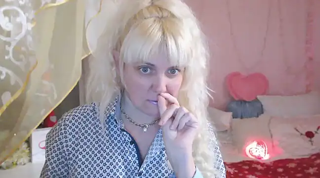 SunnySylvia online show from January 4, 2025, 4:00 pm