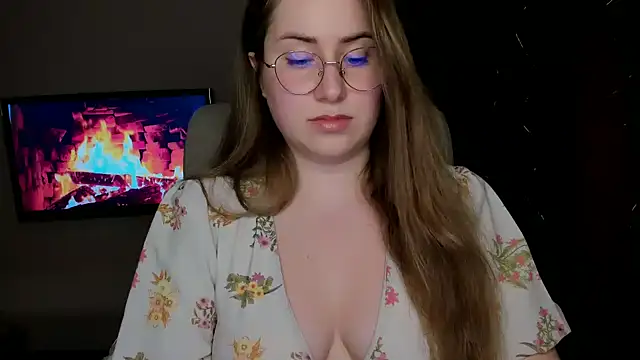 SeasonalSomeone online show from March 18, 2025, 7:42 pm