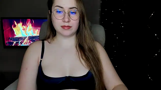 SeasonalSomeone online show from March 22, 2025, 9:10 pm