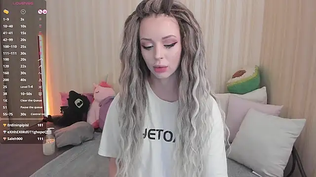 youreyesrgasm online show from February 13, 2025, 8:27 am