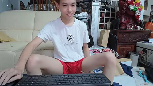 andrewooi online show from January 25, 2025, 10:08 am