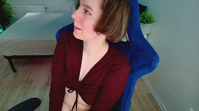 CranberryHot online show from September 21, 2025, 7:10 am