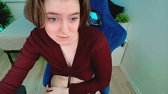 CranberryHot online show from September 22, 2025, 1:24 pm