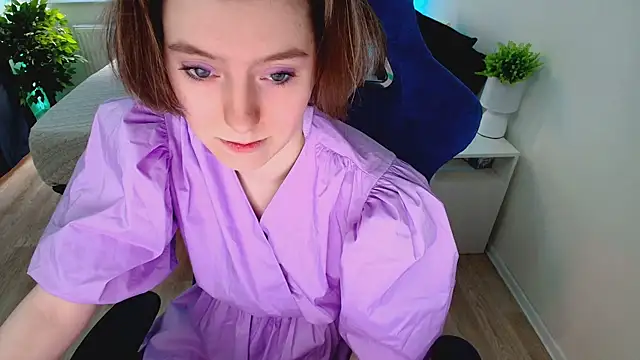 CranberryHot online show from October 12, 2025, 7:29 am