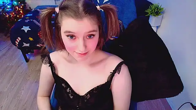 CranberryHot online show from February 7, 2026, 5:33 am