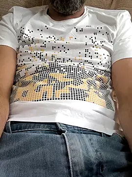 Leo Big online show from November 6, 2025, 10:49 am