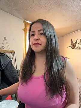 latinfemale online show from January 13, 2026, 8:25 pm