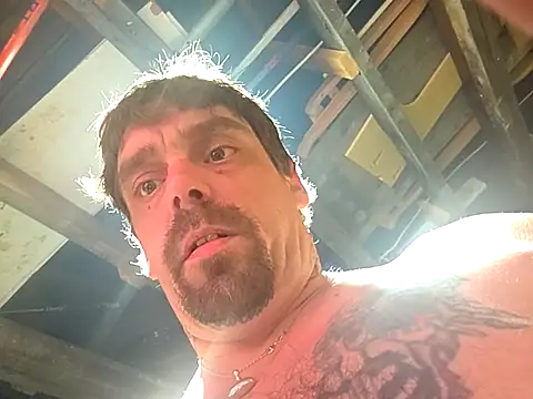 canadacockinme online show from October 10, 2025, 2:32 am