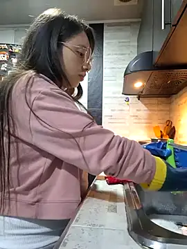 linda-schmidt online show from March 15, 2025, 1:30 am