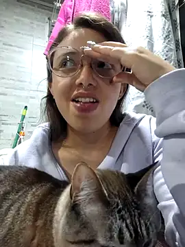 linda-schmidt online show from September 27, 2025, 3:33 am