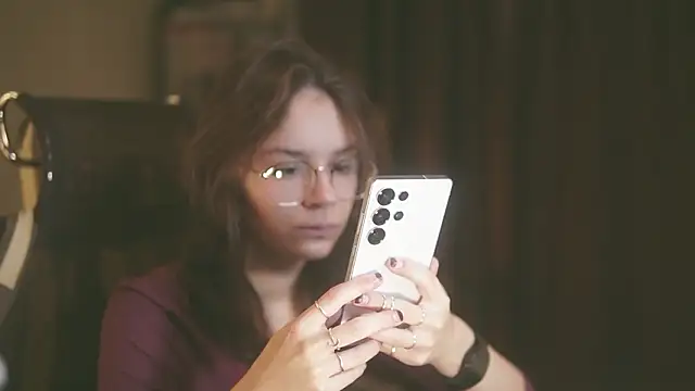 alyssa sweet online show from February 13, 2026, 5:36 am