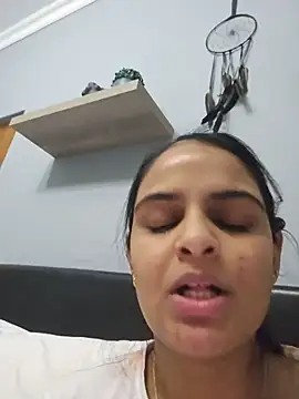 DirtySnowball69 online show from July 6, 2026, 10:23 pm