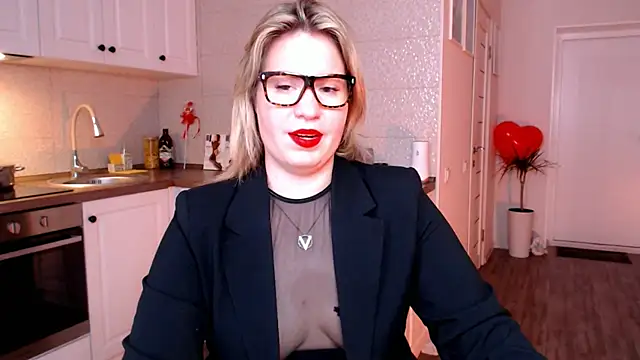 HotTiffani online show from February 21, 2025, 6:07 am