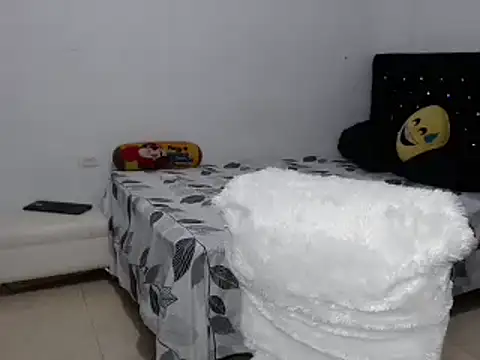 venuz mendoza20 online show from February 3, 2025, 6:49 pm