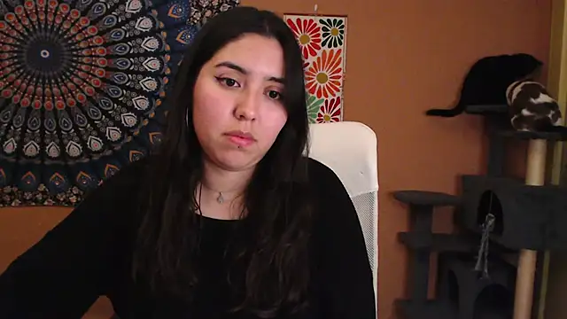 Snapshot of IntimateTales chatting on December 18, 2024, 9:18 pm IntimateTales online show from December 18, 2024, 9:18 pm