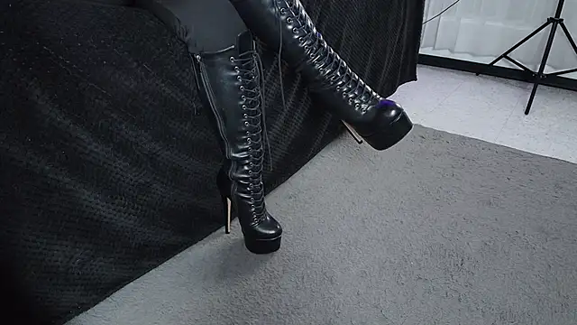  Jade 16 online show from February 11, 2026, 11:37 am