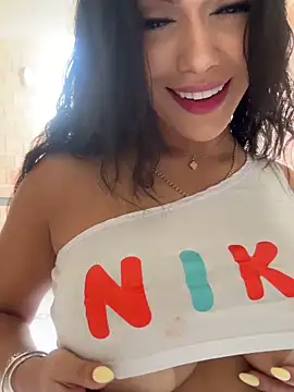 emma andrew1 online show from September 24, 2025, 4:10 pm