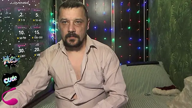 DanielOhCool online show from December 28, 2024, 8:25 pm