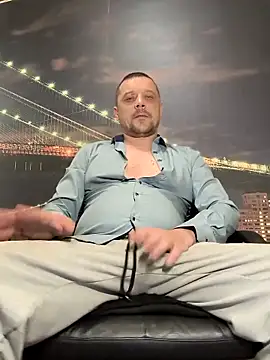 DanielOhCool online show from February 28, 2025, 6:20 pm