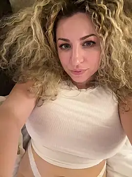 miamellycious online show from February 21, 2025, 8:18 am