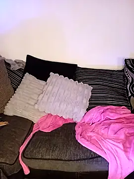 Snapshot of Leanne43 chatting on February 27, 2026, 11:05 pm Leanne43 online show from February 27, 2026, 11:05 pm