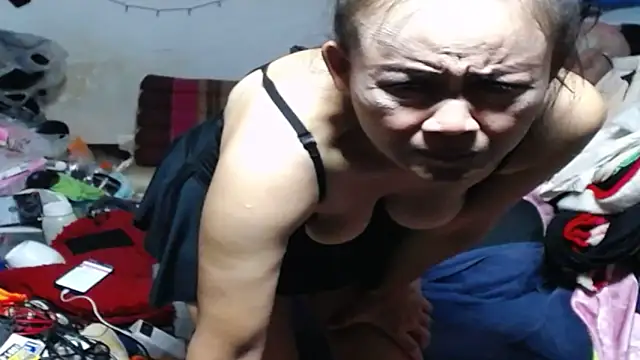 1CuteAndSexy69 online show from January 10, 2026, 1:29 am