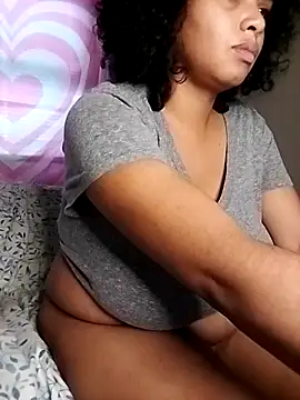 TasteeKitty online show from September 18, 2025, 10:01 pm